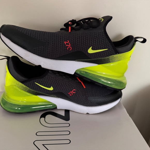 Nike Air Max 270 SE - Picture 5 of 6